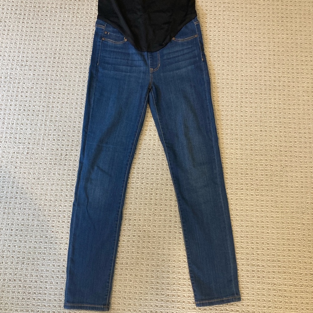 Size 27/4 Liverpool over belly maternity skinny jeans